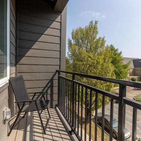 Affordable 1Bd, Comfy Queen Beds, With Gym Indianapolis Kültér fotó